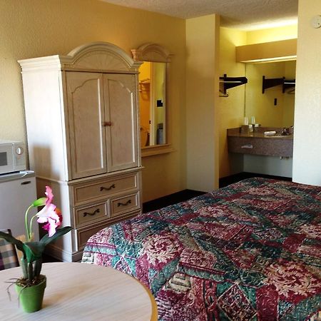 Holiday Terrace Inn - Pigeon Forge Luaran gambar