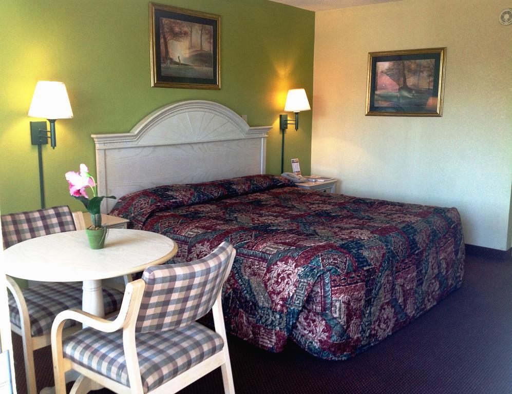 Holiday Terrace Inn - Pigeon Forge Luaran gambar